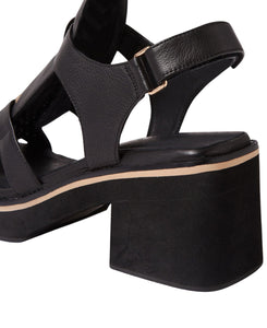 Jennis Tan/Black Leather Sandals